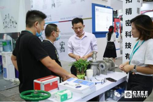 百家溫州泵閥企業(yè)組團(tuán)亮相上海國際石油化工展