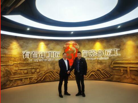 福鼎市工業(yè)副市長(zhǎng)鄭興邦走訪慰問(wèn)有氟密管閥集團(tuán)