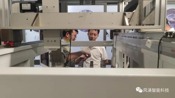 超達閥門集團參觀考察風涌智能球閥自動化裝配線