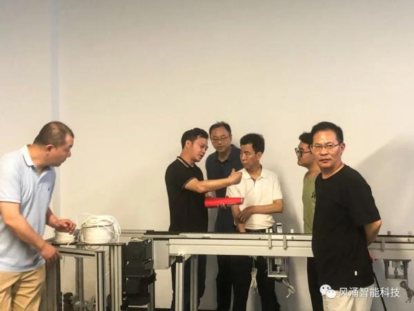 超達閥門集團參觀考察風涌智能球閥自動化裝配線