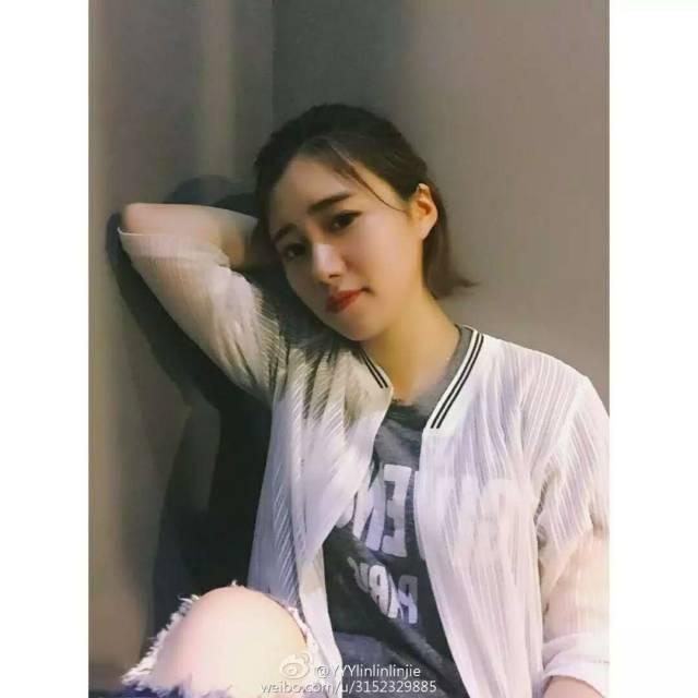 才貌雙全！紹興19歲美女當選了央視晚會主持人.jpg